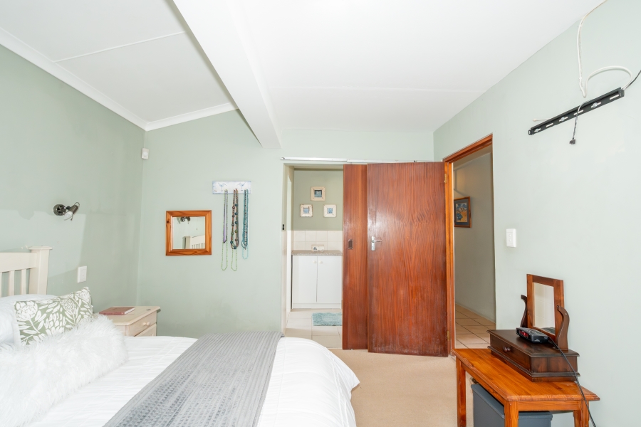 3 Bedroom Property for Sale in Jacobsbaai Western Cape